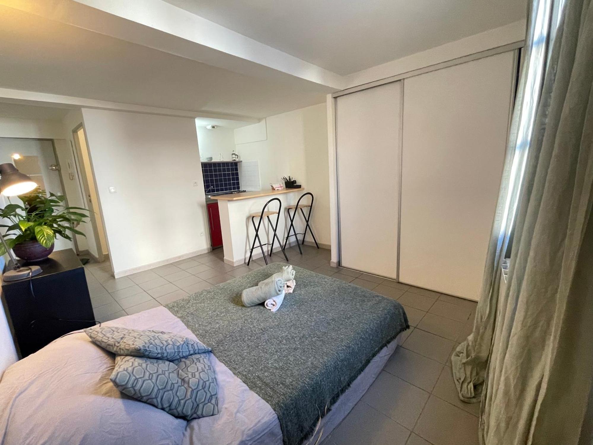 Studio Au Coeur De Montpellier Apartment Exterior photo